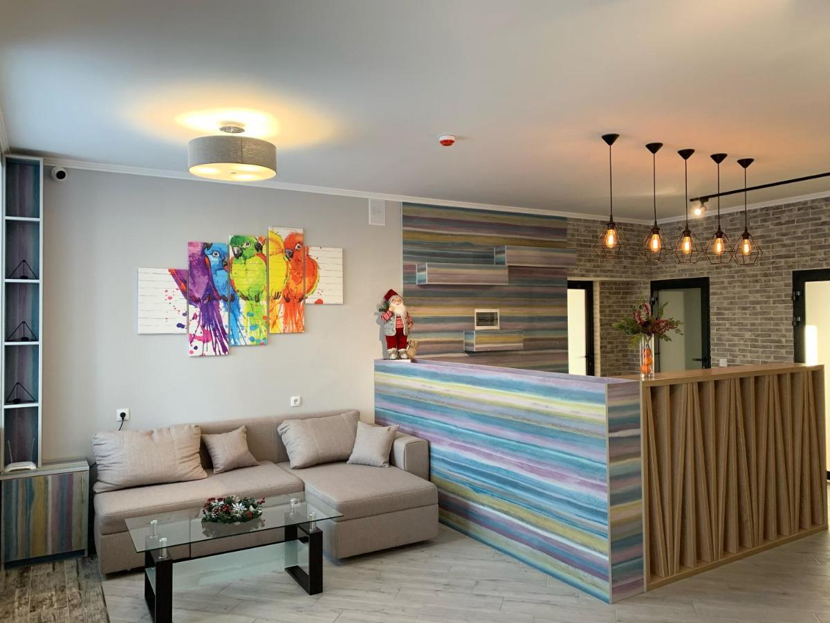 Good Rest Hostel Chemerivtsi ภายนอก รูปภาพ